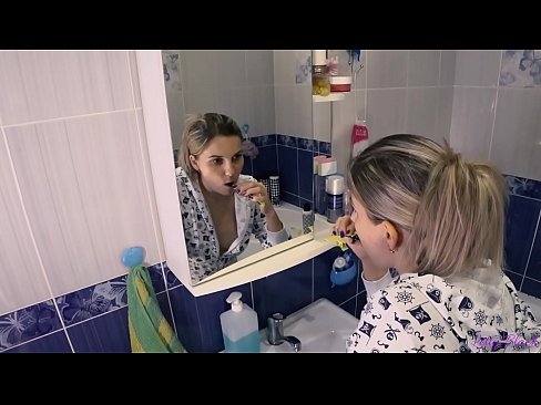 ❤️ Kappen met jong in pyjama eindigt oraal cum in kont - letty zwart ❤️ Fuck video at nl.sexera.ru ﹏